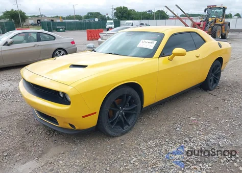 2018 Dodge Challenger Sxt из США, поврежденный, VIN 2C3CDZAG4JH204562